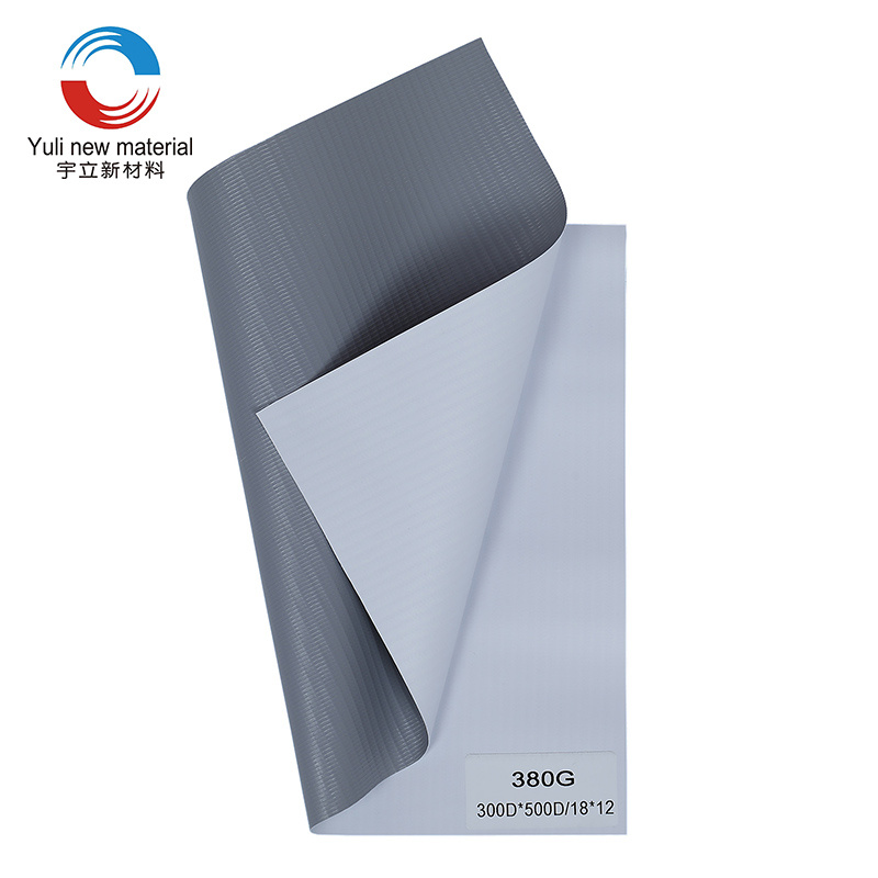 380gsm 300D×500D 18×12 Bannière flexible en PVC gris laminé à froid